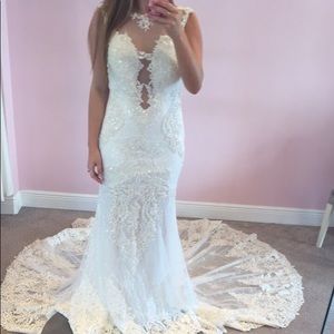 Wedding dress
